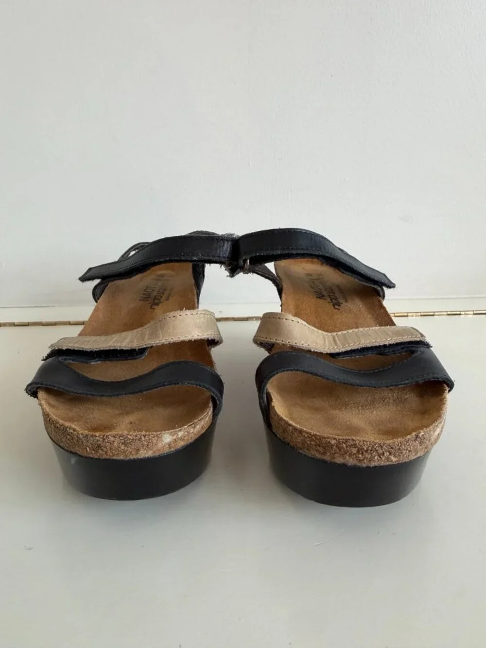 Naot Pixie Black Beige Leather Comfort Wedge Sandals EU 36